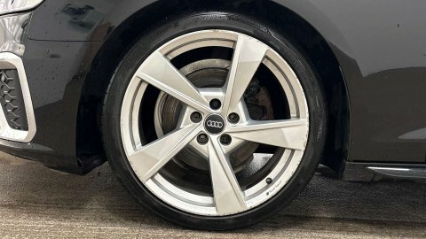 Audi A4 2020 20 2.0 Black #5