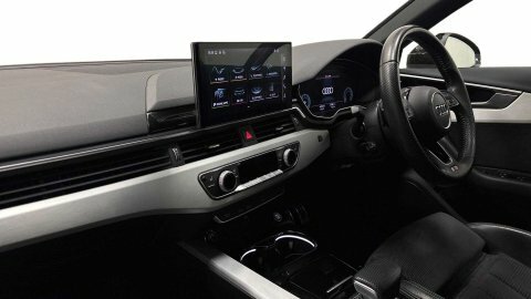 Audi A4 2020 20 2.0 Black #2