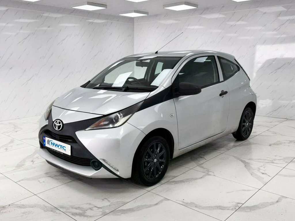 Toyota Aygo 1L X YA15YTO Silver #5