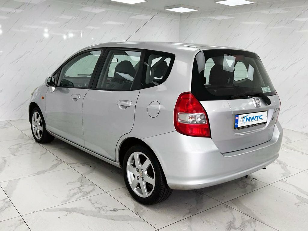 Honda Jazz 1.4L Se Sport Silver #6
