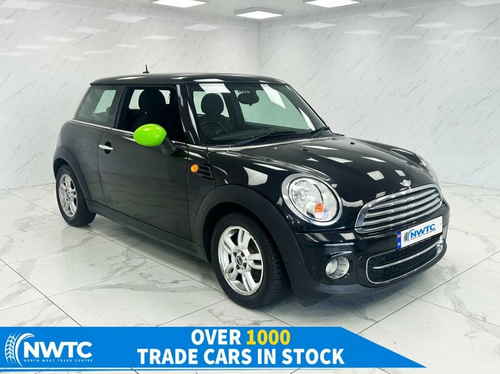 Mini Hatch 1.6L Cooper D Black