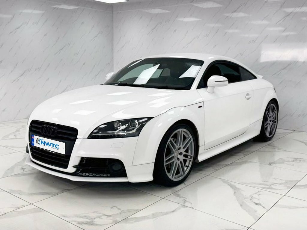 Audi TT 2L Black Edition SP11FJY White #4