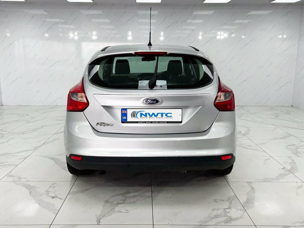 Ford Focus 1.6L Edge YP11JUH Silver #6