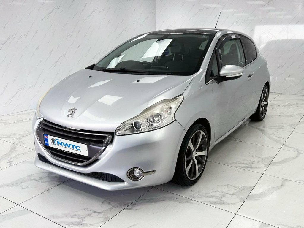 Peugeot 208 1.6L Feline Silver #4