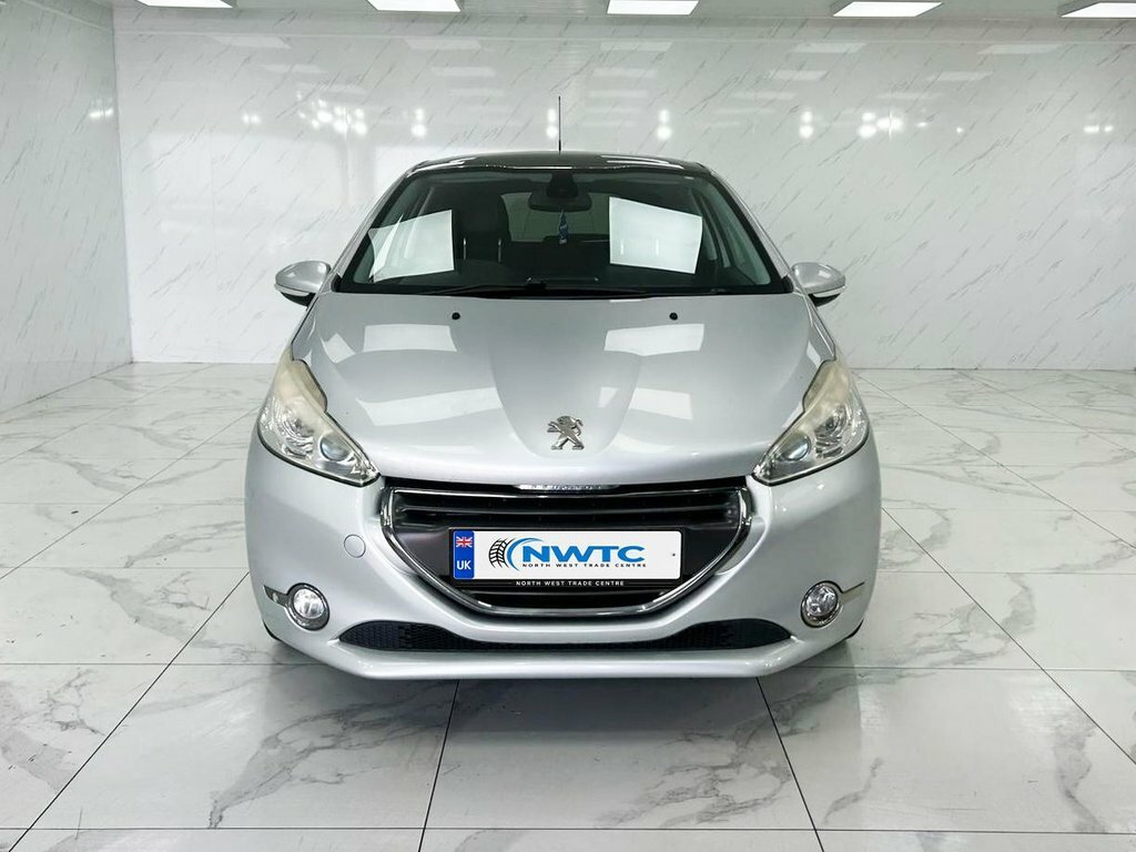 Peugeot 208 1.6L Feline Silver #3