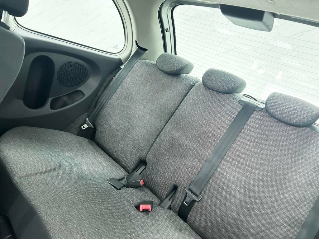 Nissan Micra Se Grey #17
