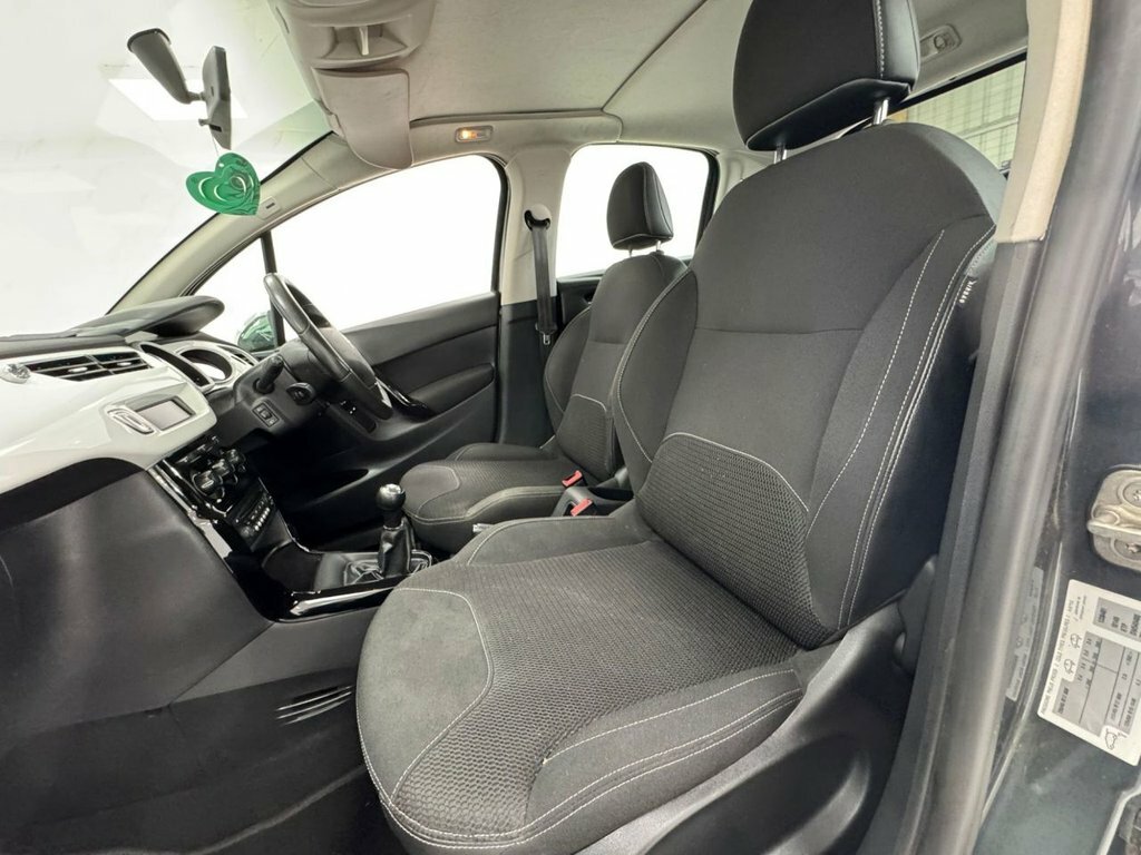 Citroen C3 Vtr White #11
