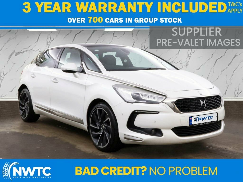 DS DS 5 2L Prestige White
