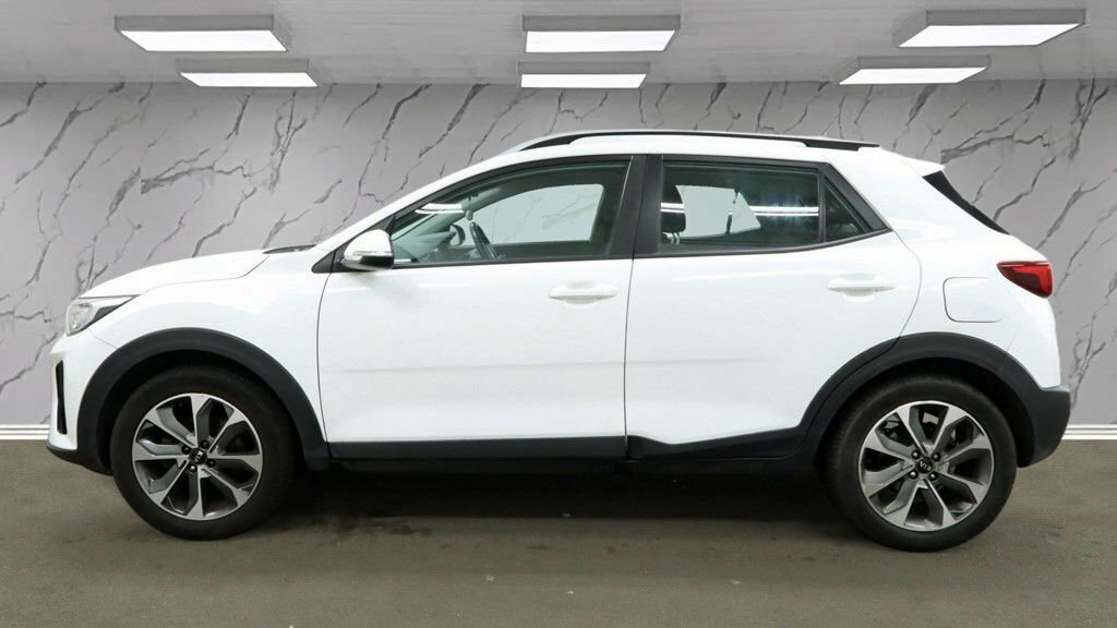 Kia Stonic 1.4L 2 White #6