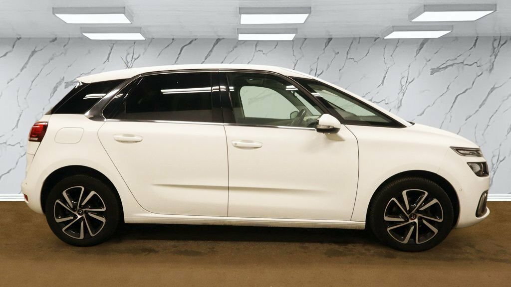 Citroen C4 SpaceTourer 1.2L Flair White #5