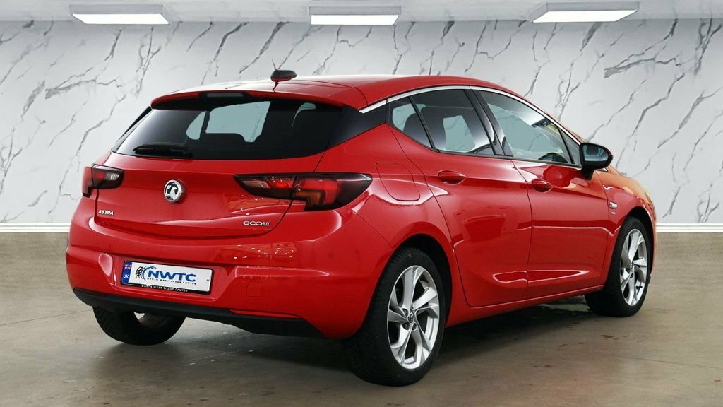 Vauxhall Astra 1L Sri Red #4