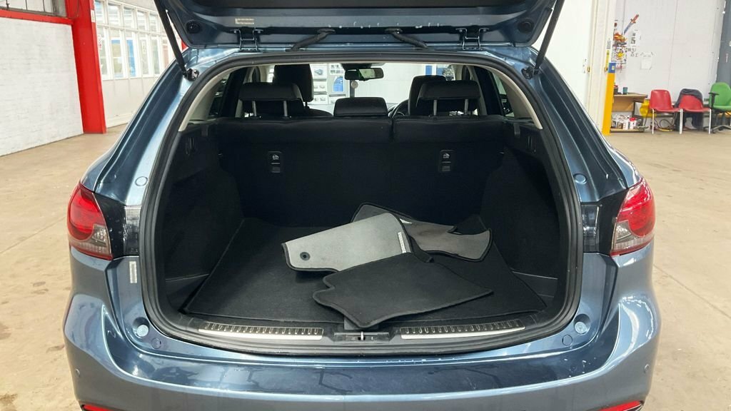 Mazda 6 2.2 Skyactiv-d Sport Nav Euro 6 Ss White #11