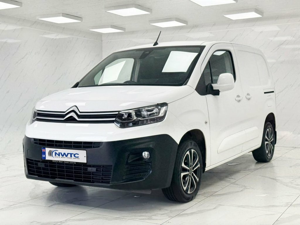 Citroen Berlingo 1.2L Driver M SY70TYU White #4