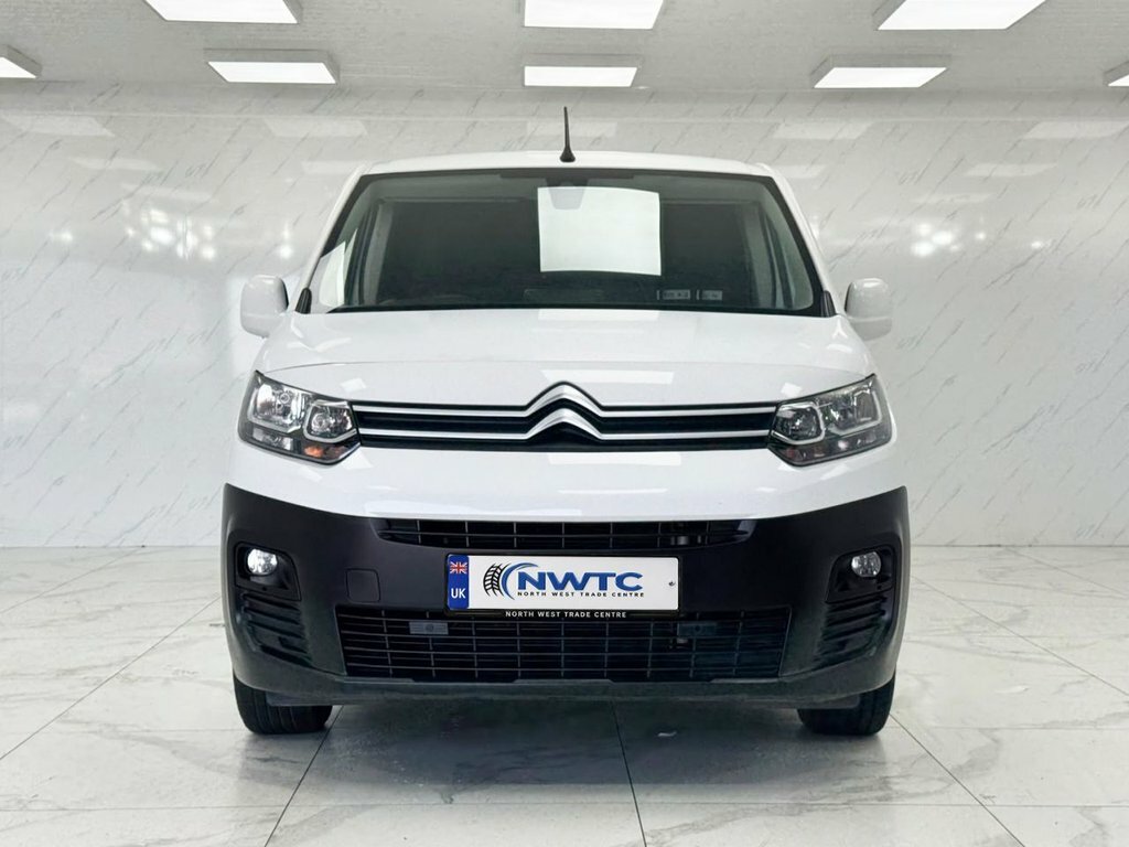 Citroen Berlingo 1.2L Driver M SY70TYU White #3