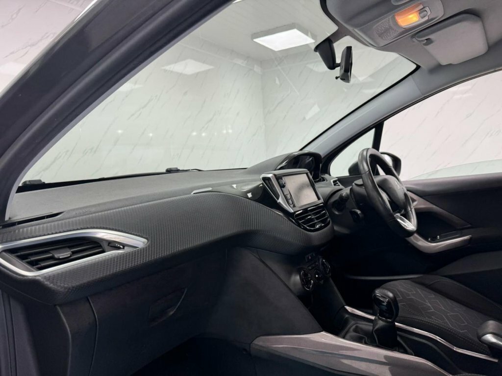 Peugeot 2008 Blue Hdi Active White #12