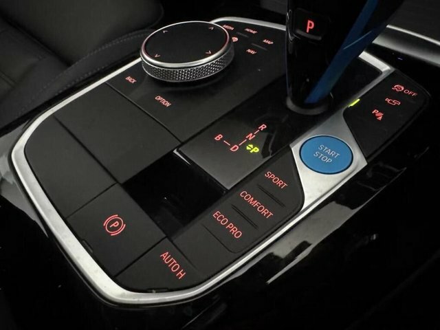 BMW iX3 80Kwh M Sport White #25