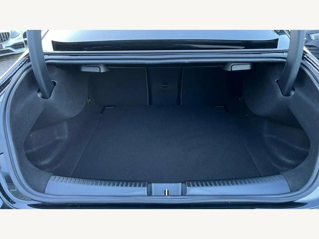 Mercedes-Benz CLA Class 200 Amg Line Premium Tip Blue #16