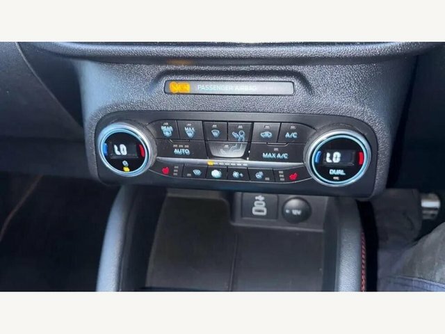 Ford Kuga 1.5 Ecoboost 150 Titanium Edition Black #15