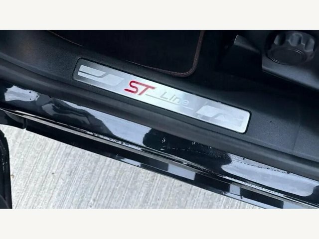 Ford Kuga 1.5 Ecoboost 150 Titanium Edition Black #19