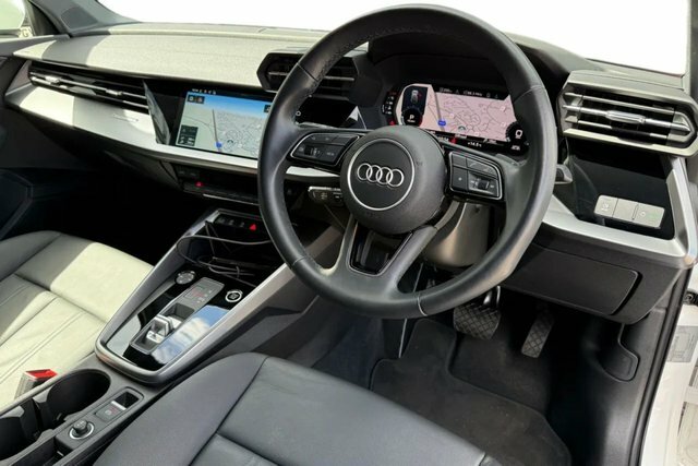 Audi A3 1.4 Tfsie 40 Sport Sportback Plug-in Hy NL23OWU Black #4