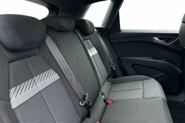 Audi Q4 E Tron Audi E-tron Estate 150Kw 40 82Kwh S Line Black #11