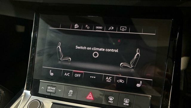 Audi Q4 E Tron Audi E-tron Estate 150Kw 40 82Kwh S Line Black #17