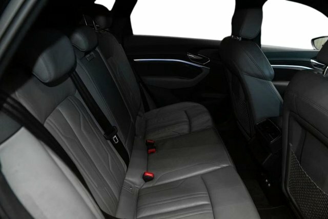 Audi E-tron Sportback Vorsprung 55 Quattro 300,00 Kw Blue #12