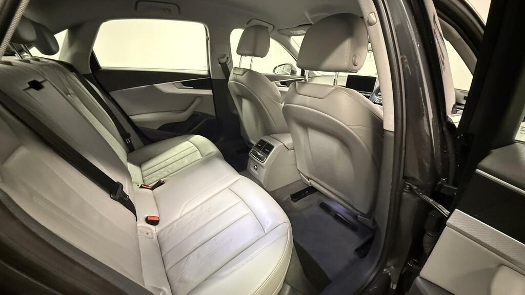 Audi A4 2.0 Tdi Ultra 190 S Line Leatheralc Black #13