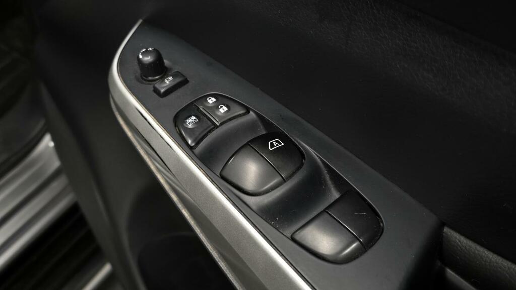 Nissan Navara Dci Tekna Shr Dcb Black #12
