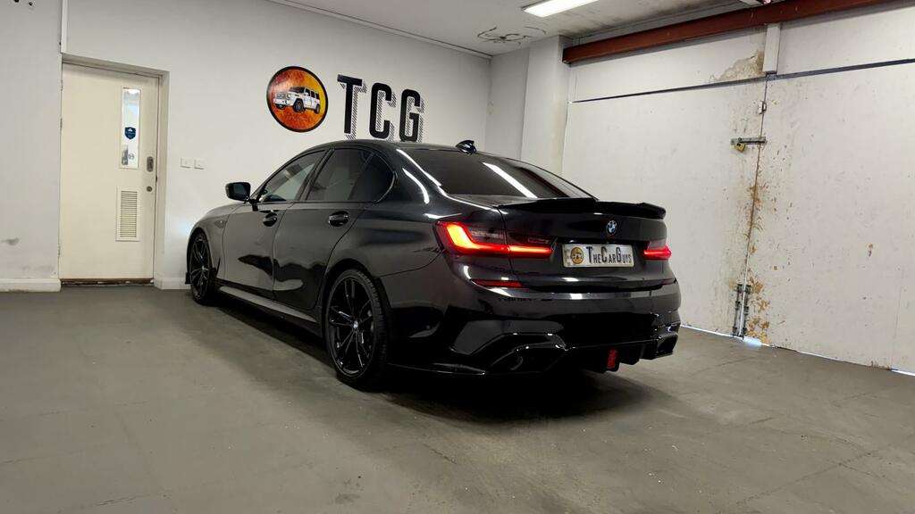 BMW 3 Series M Sport Black #4