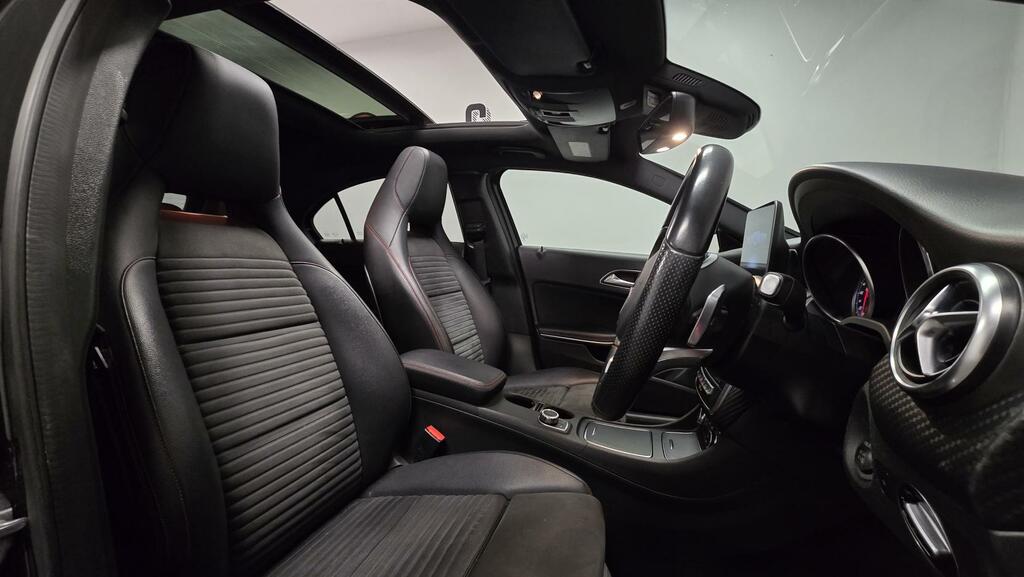 Mercedes-Benz A Class Amg Line Black #2