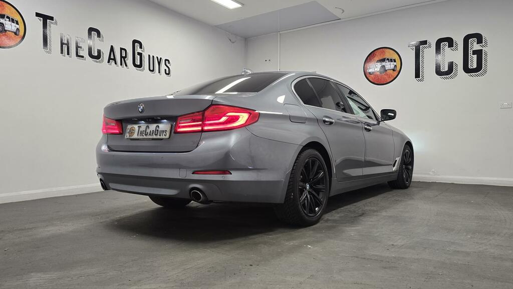 BMW 5 Series Se Blue #3