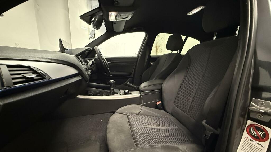 BMW 1 Series 118D Sport Black #16