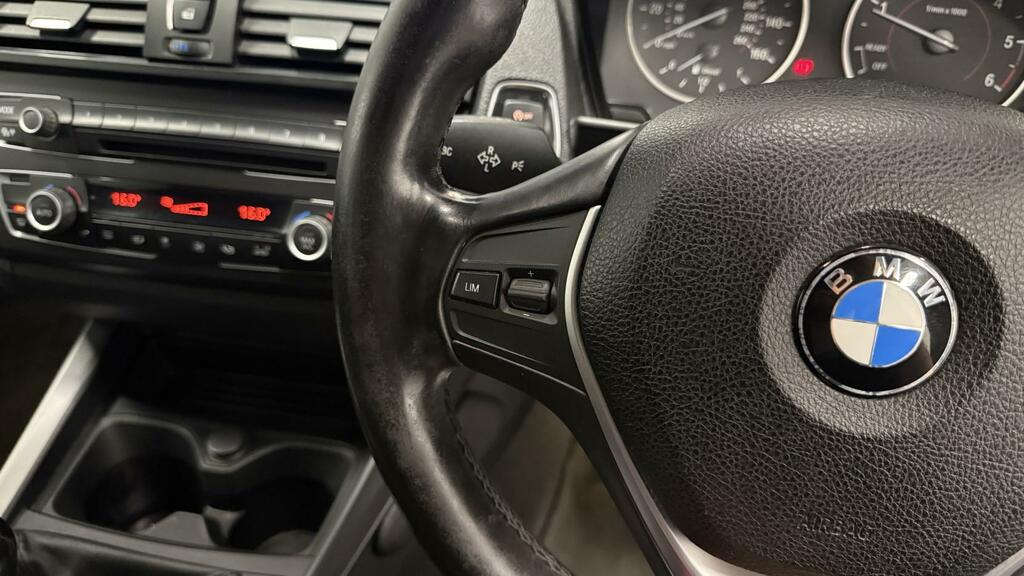 BMW 1 Series 118D Sport Black #34
