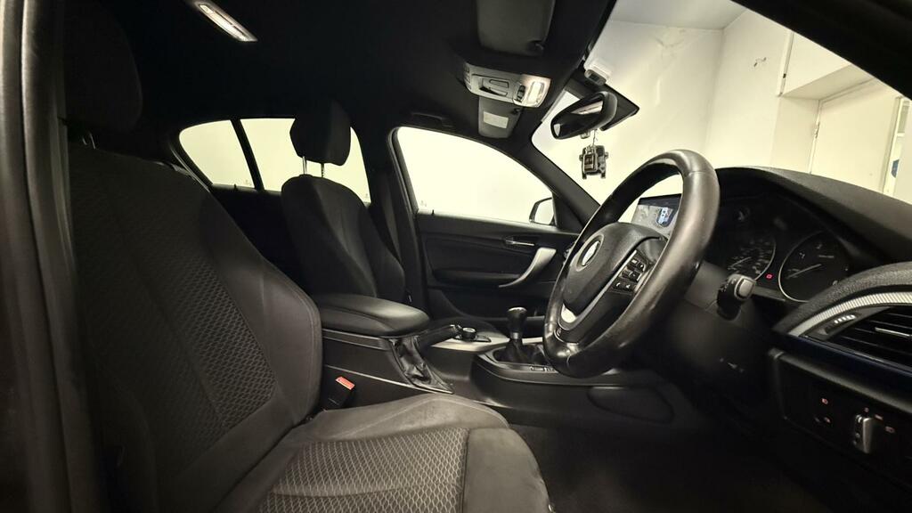 BMW 1 Series 118D Sport Black #12