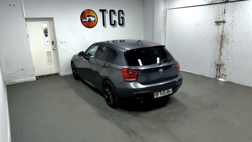 BMW 1 Series 118D Sport Black #36