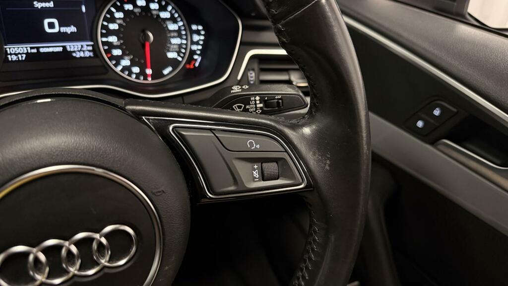 Audi A4 Sport Black #26
