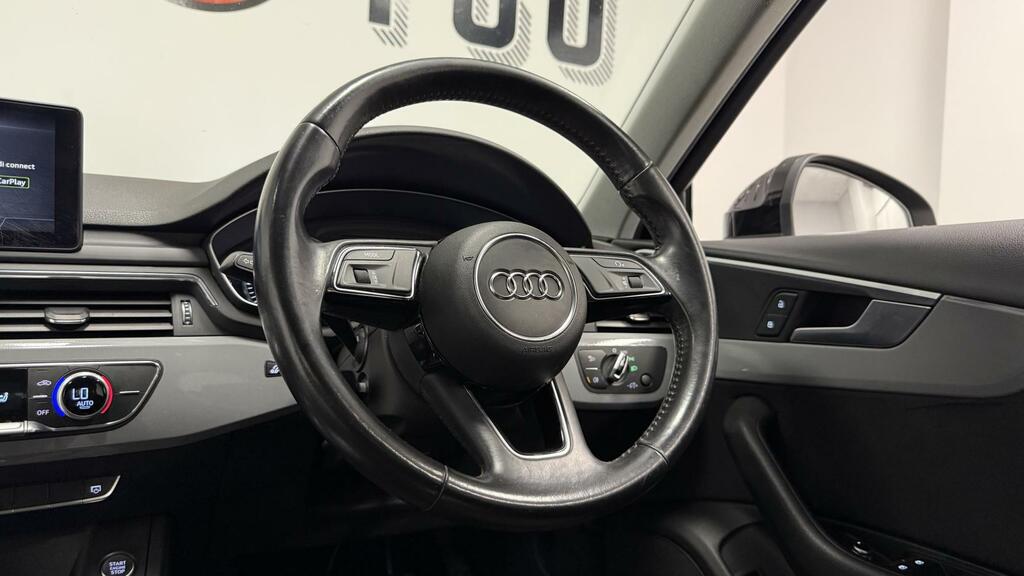 Audi A4 Sport Black #24