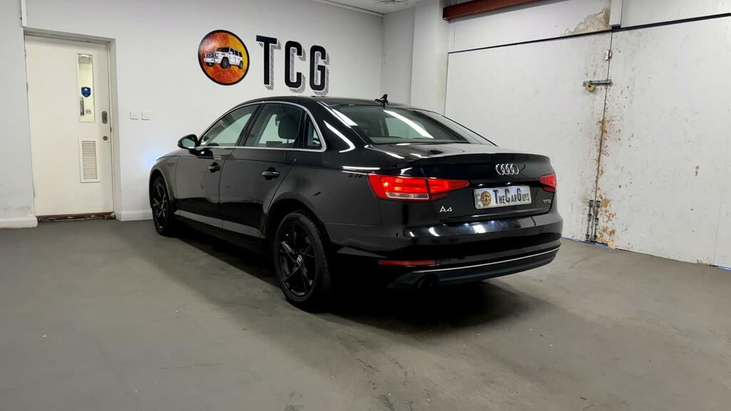 Audi A4 Sport Black #3