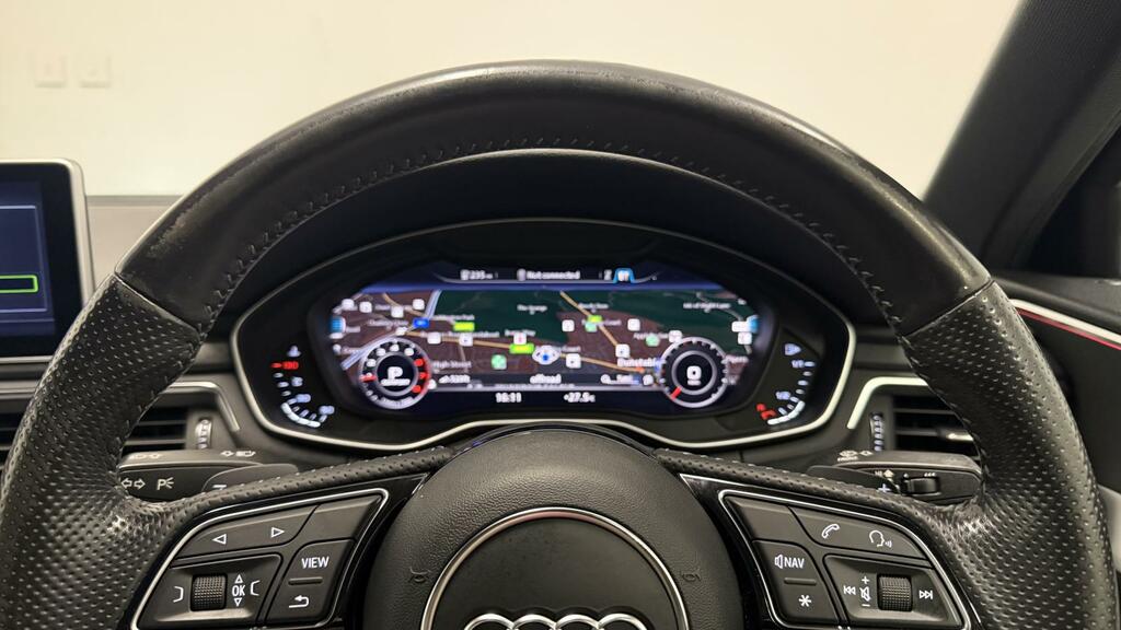 Audi A4 S Line White #3