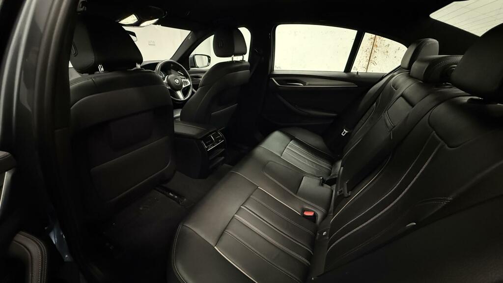 BMW 5 Series 530D Se Touring Blue #17