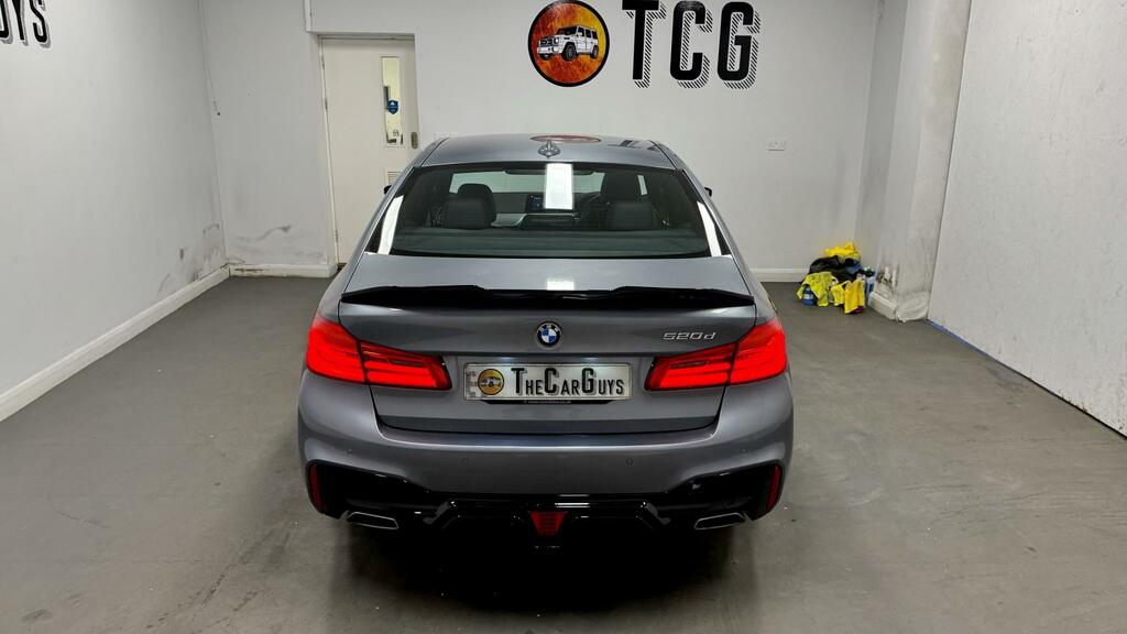 BMW 5 Series 530D Se Touring Blue #37