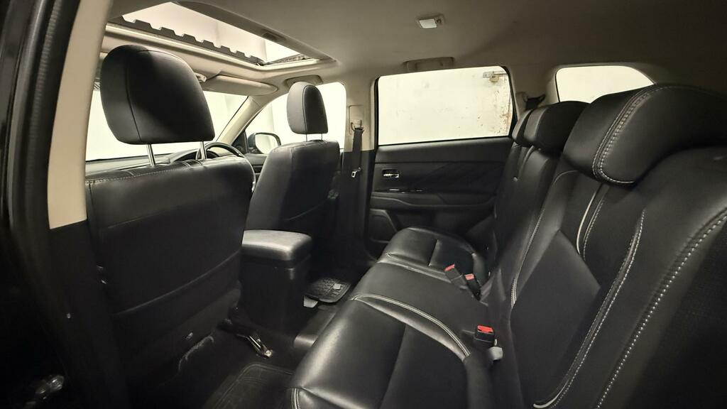 Mitsubishi Outlander Phev 2.0H 12Kwh 5Hs Cvt 4Wd  #17