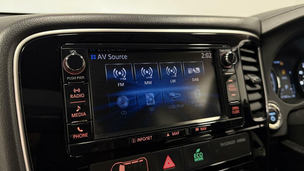 Mitsubishi Outlander Phev 2.0H 12Kwh 5Hs Cvt 4Wd  #27