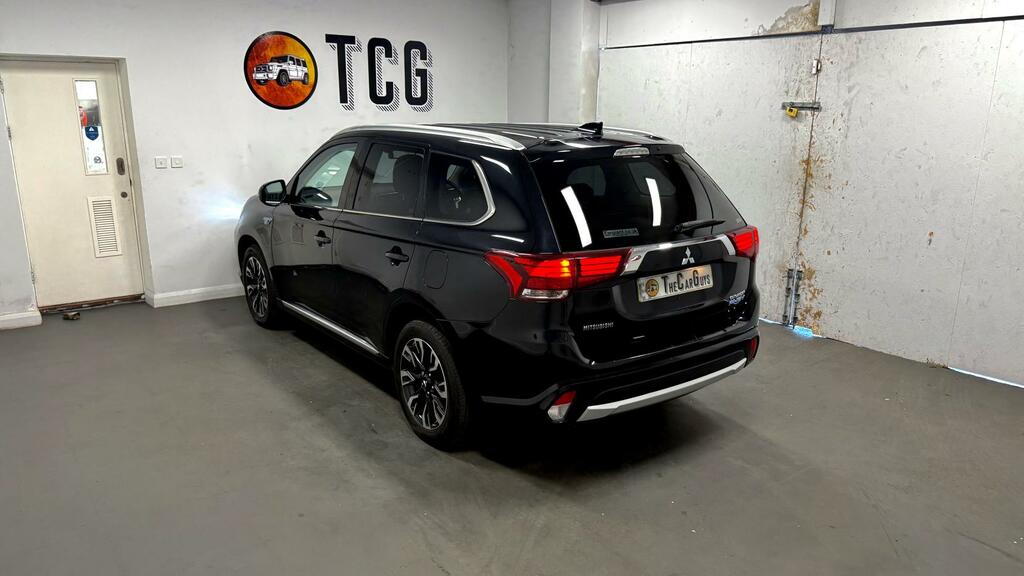 Mitsubishi Outlander Phev 2.0H 12Kwh 5Hs Cvt 4Wd  #36