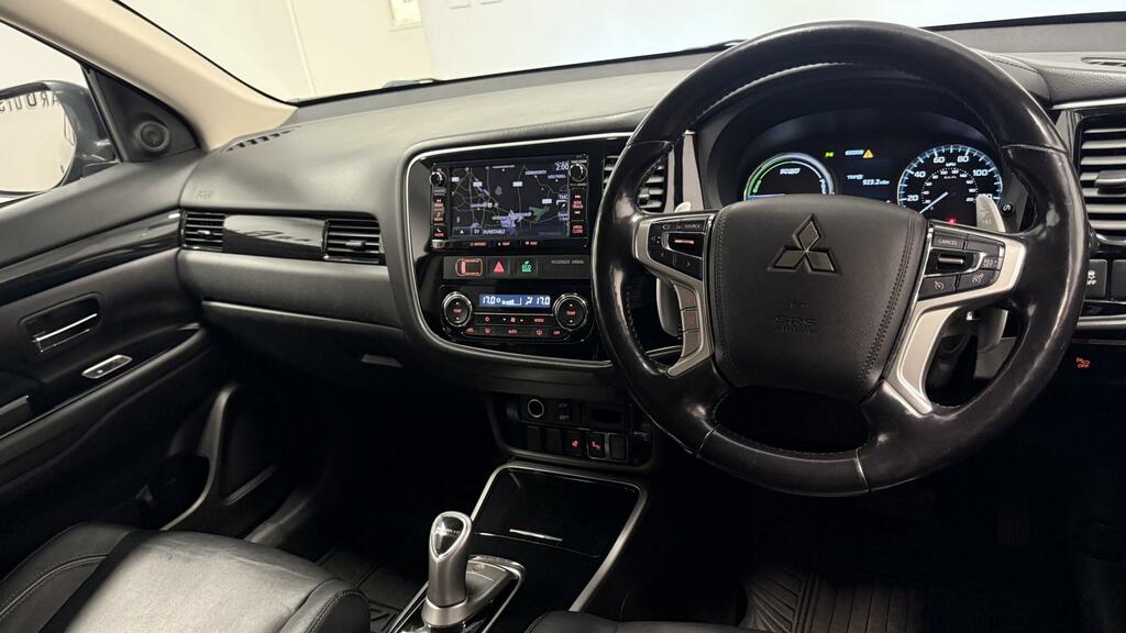 Mitsubishi Outlander Phev 2.0H 12Kwh 5Hs Cvt 4Wd  #16