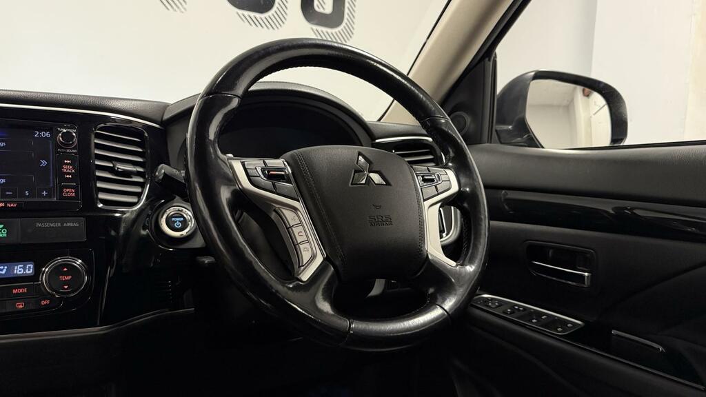 Mitsubishi Outlander Phev 2.0H 12Kwh 5Hs Cvt 4Wd  #32