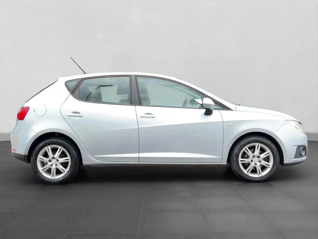 Seat Ibiza Hatchback Red #4