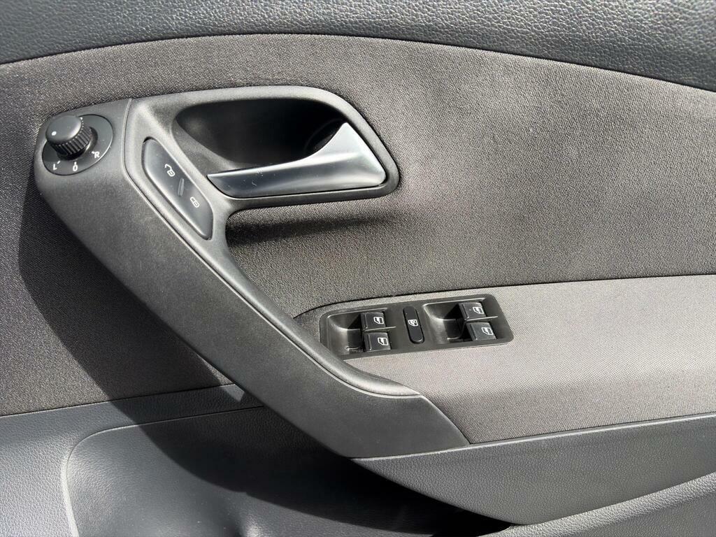 Volkswagen Polo  Black #10