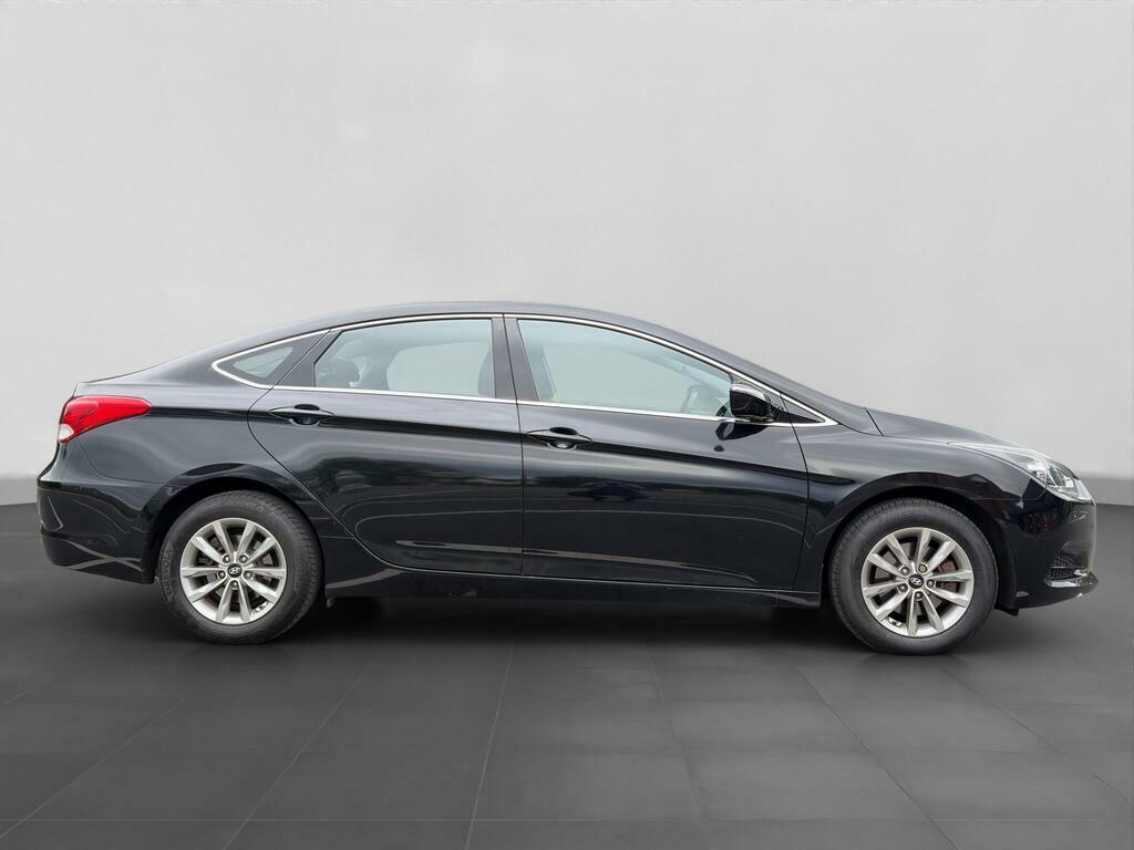Hyundai I40 Estate White #8